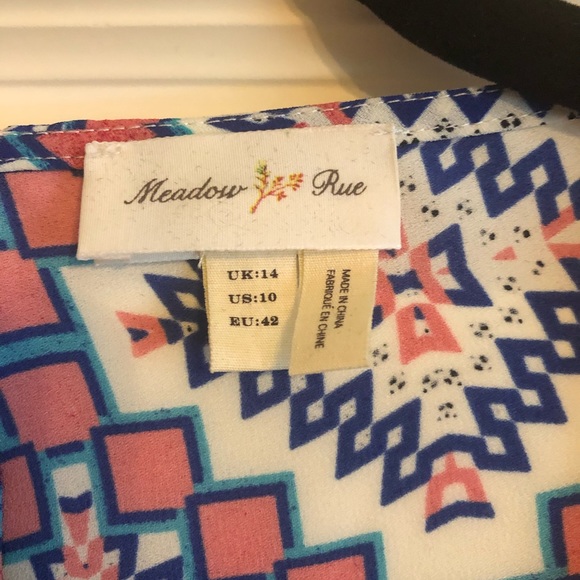 Meadow Rue Geometric Blouse - Picture 4 of 4